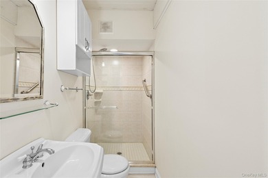 Welcome to 22 Old Trail Road, a charming beach cottage-style - photo 22
