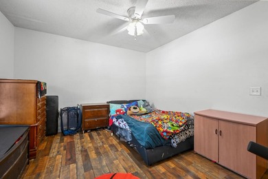 This beautifully maintained 3-bedroom, 2-bath ranch-style home - photo 23