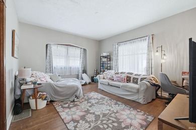 *Great investment opportunity with this well-maintained duplex - photo 23