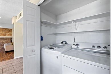 One or more photo(s) has been virtually staged. Welcome to 8698 - photo 24