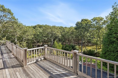 Welcome to 22 Old Trail Road, a charming beach cottage-style - photo 24