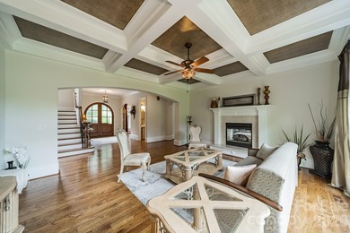 Located in the exclusive gated community of Chatelaine, this - photo 9