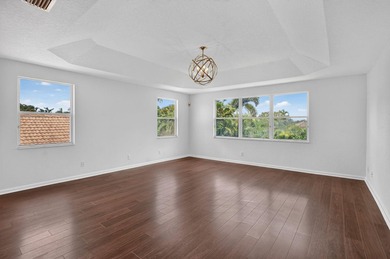 This spacious true 5-bedroom, 3-bathroom home in a gated West - photo 30