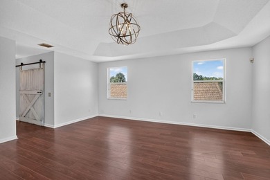This spacious true 5-bedroom, 3-bathroom home in a gated West - photo 31