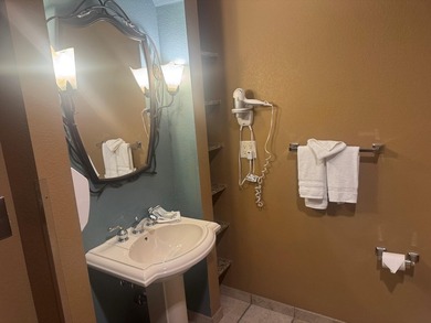 Exceptional value! This condo is located on the fourth floor at - photo 31