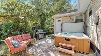 This beautifully renovated ranch home in Venice Park, Atlantic - photo 32