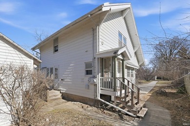 *Great investment opportunity with this well-maintained duplex - photo 32