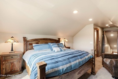 North Idaho living at its finest in this sought- after Fairways - photo 34