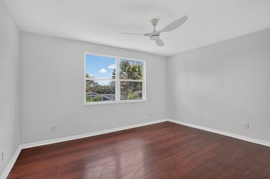 This spacious true 5-bedroom, 3-bathroom home in a gated West - photo 40