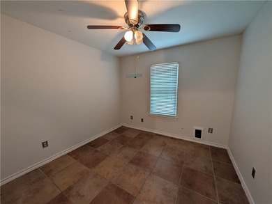 Opportunity awaits at 6142 Camway in Corpus Christi, Texas. This - photo 5