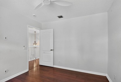 This spacious true 5-bedroom, 3-bathroom home in a gated West - photo 49