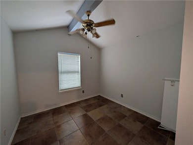 Opportunity awaits at 6142 Camway in Corpus Christi, Texas. This - photo 10