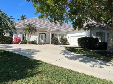 (private lake, pond, creek) Home For Sale in Englewood Florida