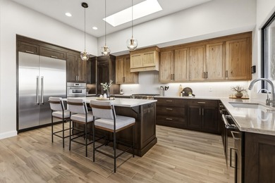 Single level with red rock & mountain views. Nestled in Sand - photo 8