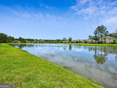Move in ready, 4 bedroom, 2 bath, easy living floor plan - photo 24
