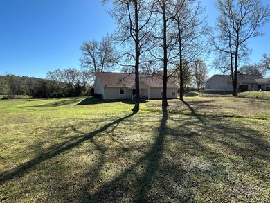 Open House Saturday May 16th 11am to 1pm. Located just minutes - photo 5