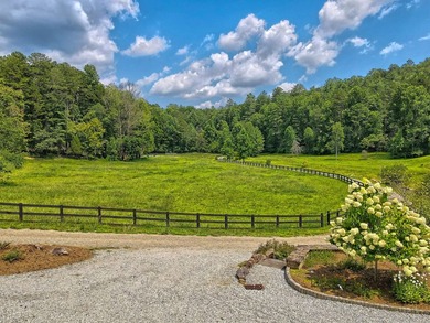 Moss Hill Ranch is a magnificent 50+ acre equestrian farm - photo 4