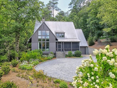 Moss Hill Ranch is a magnificent 50+ acre equestrian farm - photo 7