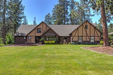 Four private acres. Towering trees. Rattlesnake Creek moments - photo 4