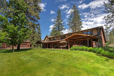 Four private acres. Towering trees. Rattlesnake Creek moments - photo 5