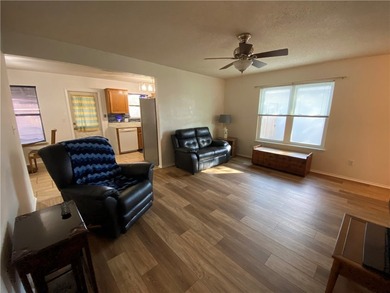 Welcome to this charming, one-owner, well cared for home - photo 10