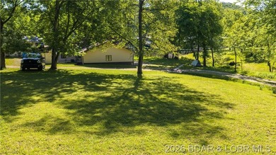 Do you need 1 level living on a nearly level lot? Price just - photo 30