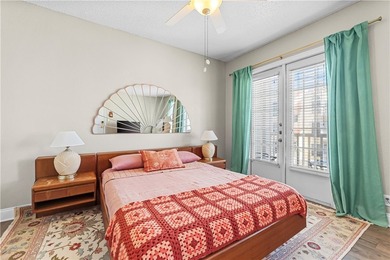 Coastal charm meets investment opportunity! This - photo 5
