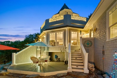 Perched atop one of Ogunquit's most extraordinary natural - photo 4