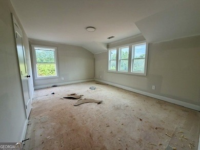 Welcome to the Whitshire floor plan built by Trademark Quality - photo 14