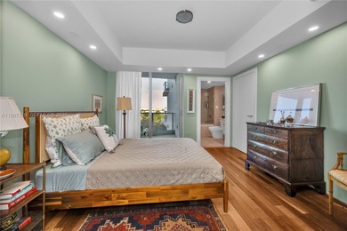 Elegant 9th-floor residence at the exclusive Grovenor House in