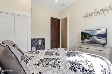 Set against the scenic fairways of Stoneridge Golf Course, this - photo 33
