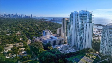 Elegant 9th-floor residence at the exclusive Grovenor House in