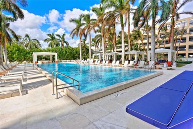 Elegant 9th-floor residence at the exclusive Grovenor House in