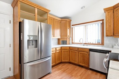 Welcome home to this spacious 4-bedroom, 3-bathroom home - photo 9
