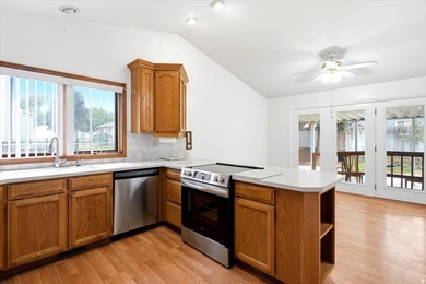 Welcome home to this spacious 4-bedroom, 3-bathroom home - photo 10