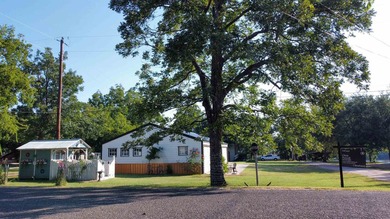 Nestled on a quiet dead-end street, this stunning two-story - photo 5