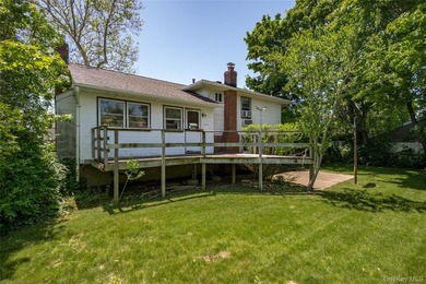 Opportunity awaits in this classic Massapequa Park split-level - photo 12