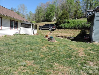 ** REDUCED TO SELL! A MUST SEE! Charming Craftsman Home with - photo 4
