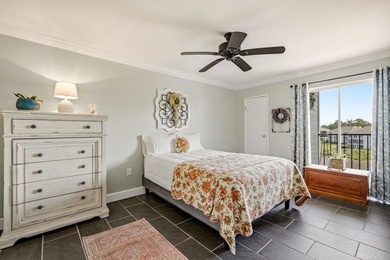 Waterfront luxury meets pristine modern design in this - photo 18