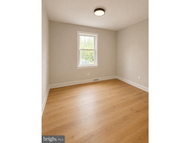 Welcome to 1354 Moyer Road, a fantastic opportunity to create - photo 33