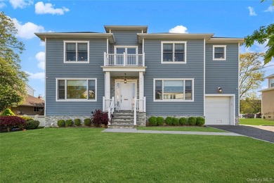 Welcome to 553 Derby Ave in Woodmere and discover the perfect - photo 1