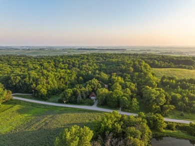 Escape to the quiet of the countryside while staying just - photo 4