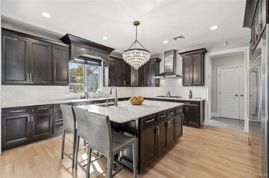 Welcome to 553 Derby Ave in Woodmere and discover the perfect - photo 9