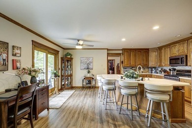 Lake living at its finest from this year 26yr old 4br-2.5 bath - photo 14