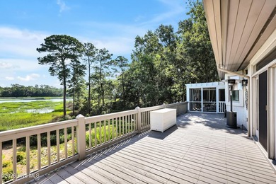 Peacefully positioned along the shores of Howe Creek, this - photo 35