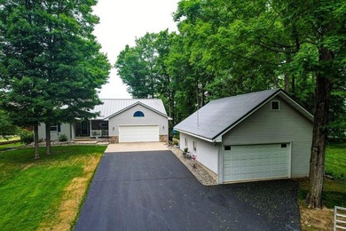 Lake living at its finest from this year 26yr old 4br-2.5 bath - photo 39