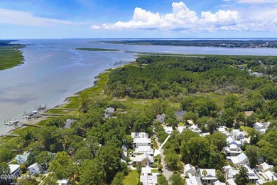 Welcome to 5 Clark St! This custom built golf cottage sits - photo 48