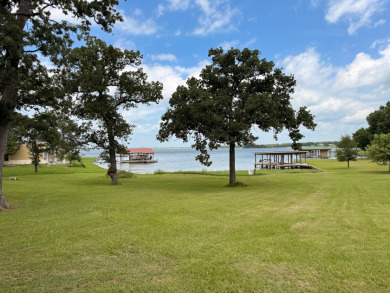 Waterfront Living at It's Finest - photo 4
