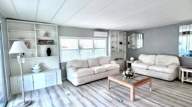 Enjoy waterfront living in this 2-bedroom, 1.5-bath home located - photo 8
