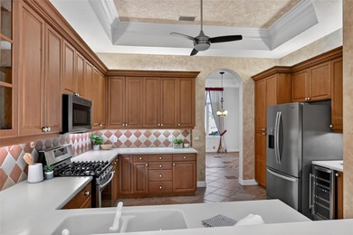 Elegant Golf Course Retreat in Rosedale Golf & Country Club -